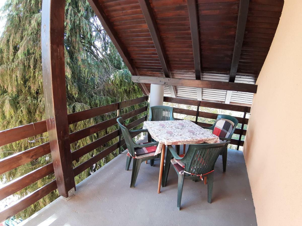 House Naomi Apartment Grabovac  Bagian luar foto