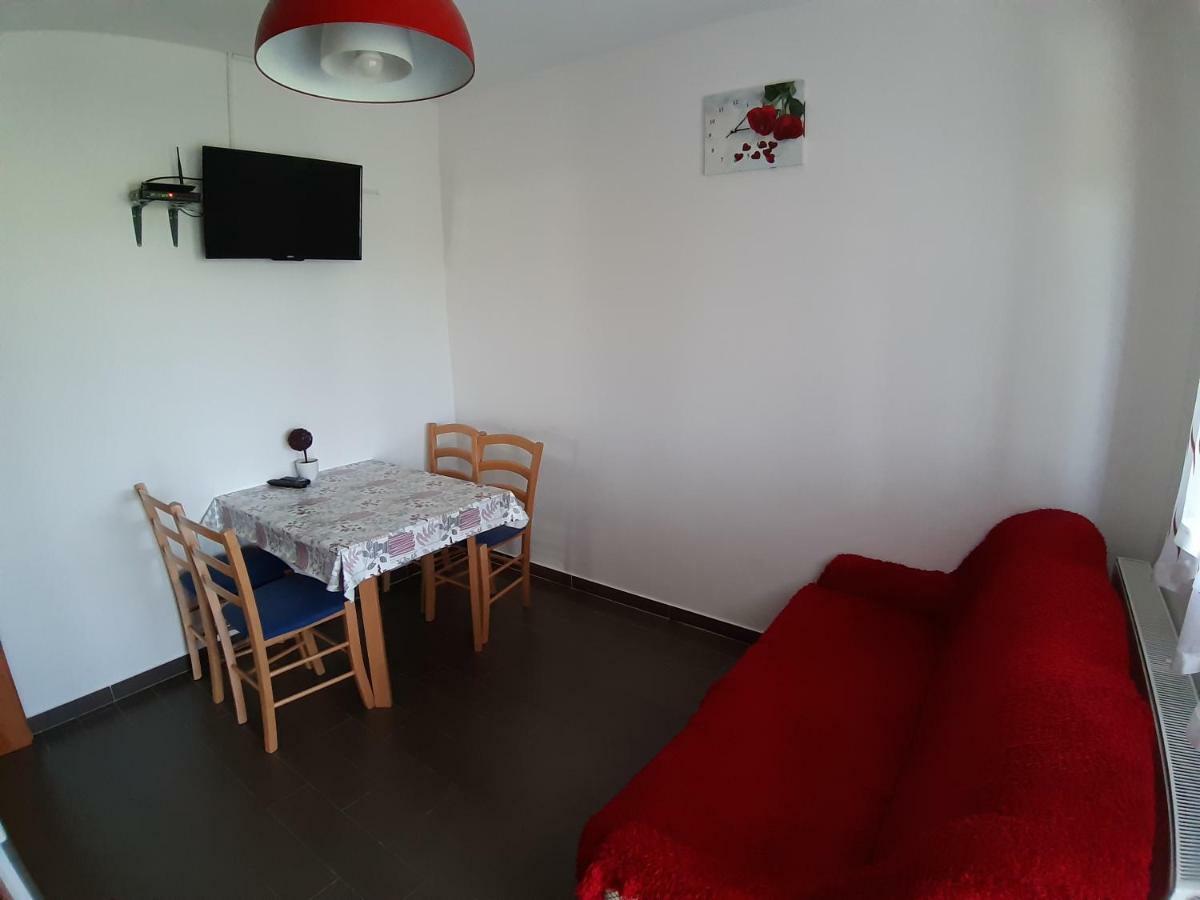 House Naomi Apartment Grabovac  Bagian luar foto